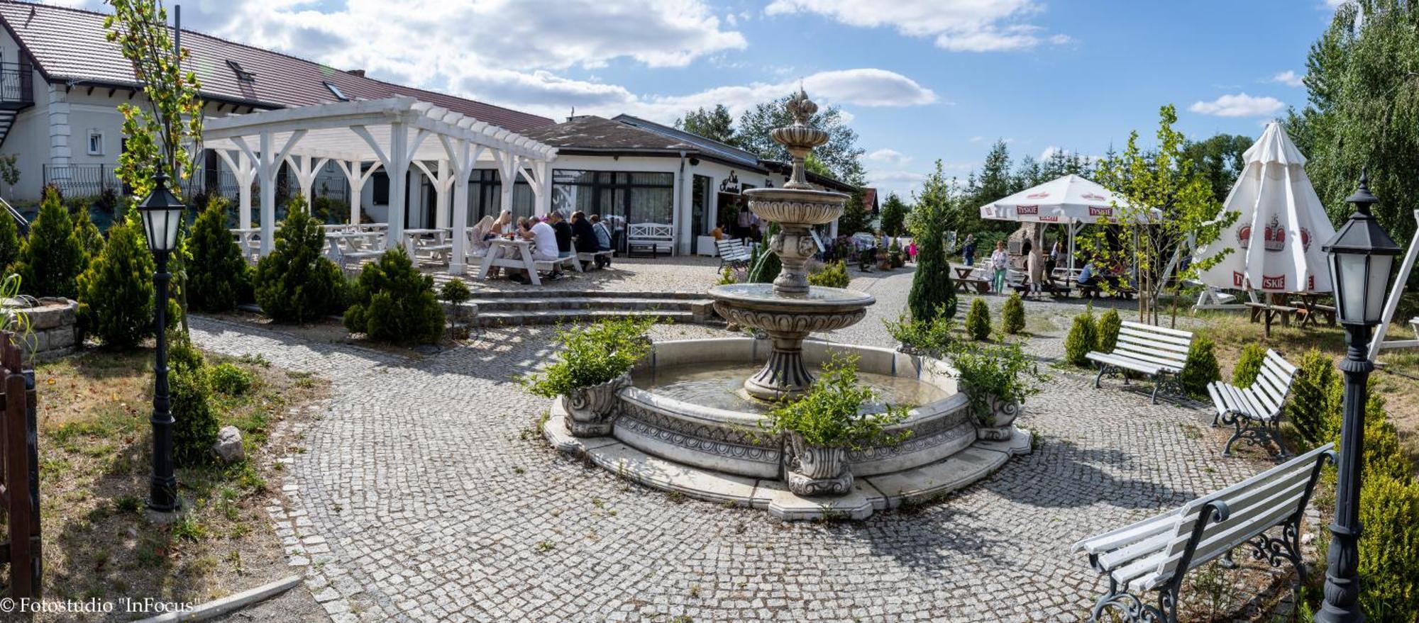 Dzierżoniów Forteca, Pokoje Goscinne Nad Stawem المظهر الخارجي الصورة